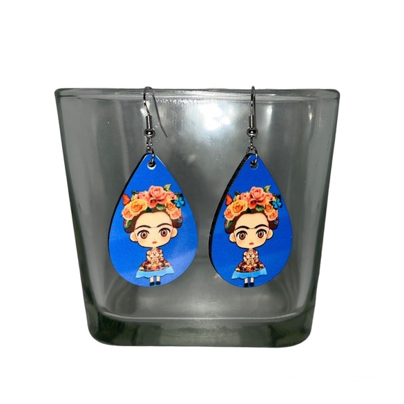 Frida Khalo Earrings - Picture 2 of 5